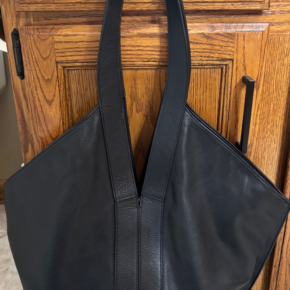 Vince Camuto Black Leather Shoulder Bag